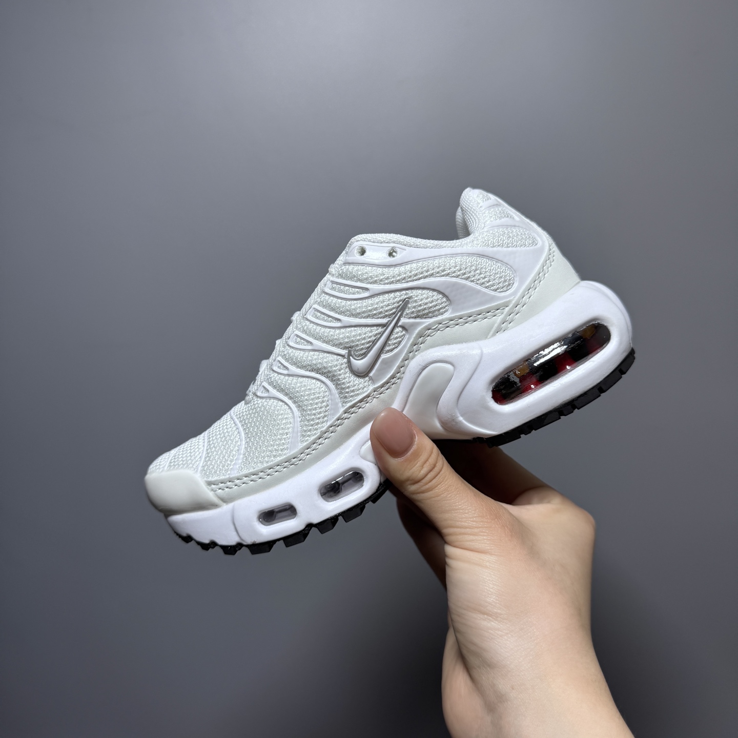 图片[6]-耐克 MAX plus全掌气垫儿童运动鞋 尺码：24-35码 超赞的全掌气垫，脚感超舒适👍🏻 优质鞋面拼接，质感满满💯 上学运动都是超合适单品❤-选品中心