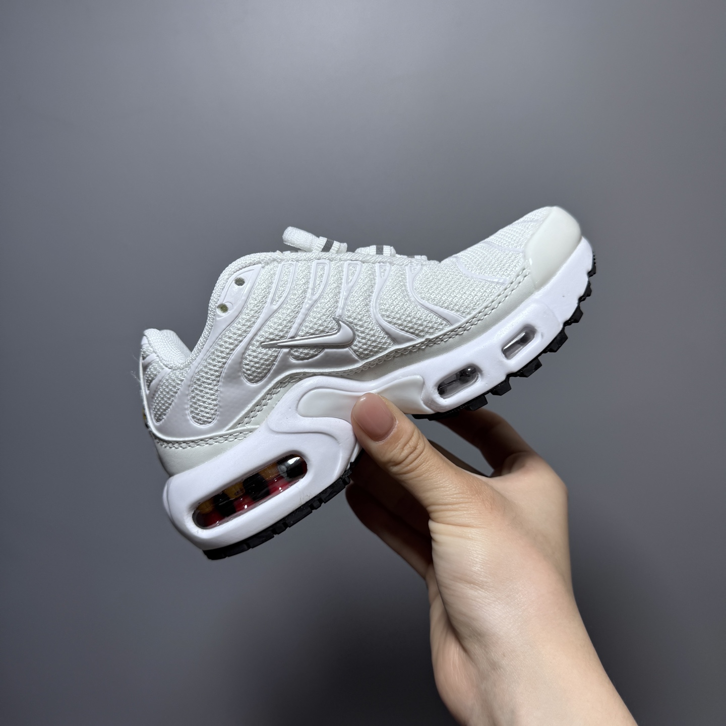 图片[5]-耐克 MAX plus全掌气垫儿童运动鞋 尺码：24-35码 超赞的全掌气垫，脚感超舒适👍🏻 优质鞋面拼接，质感满满💯 上学运动都是超合适单品❤-选品中心