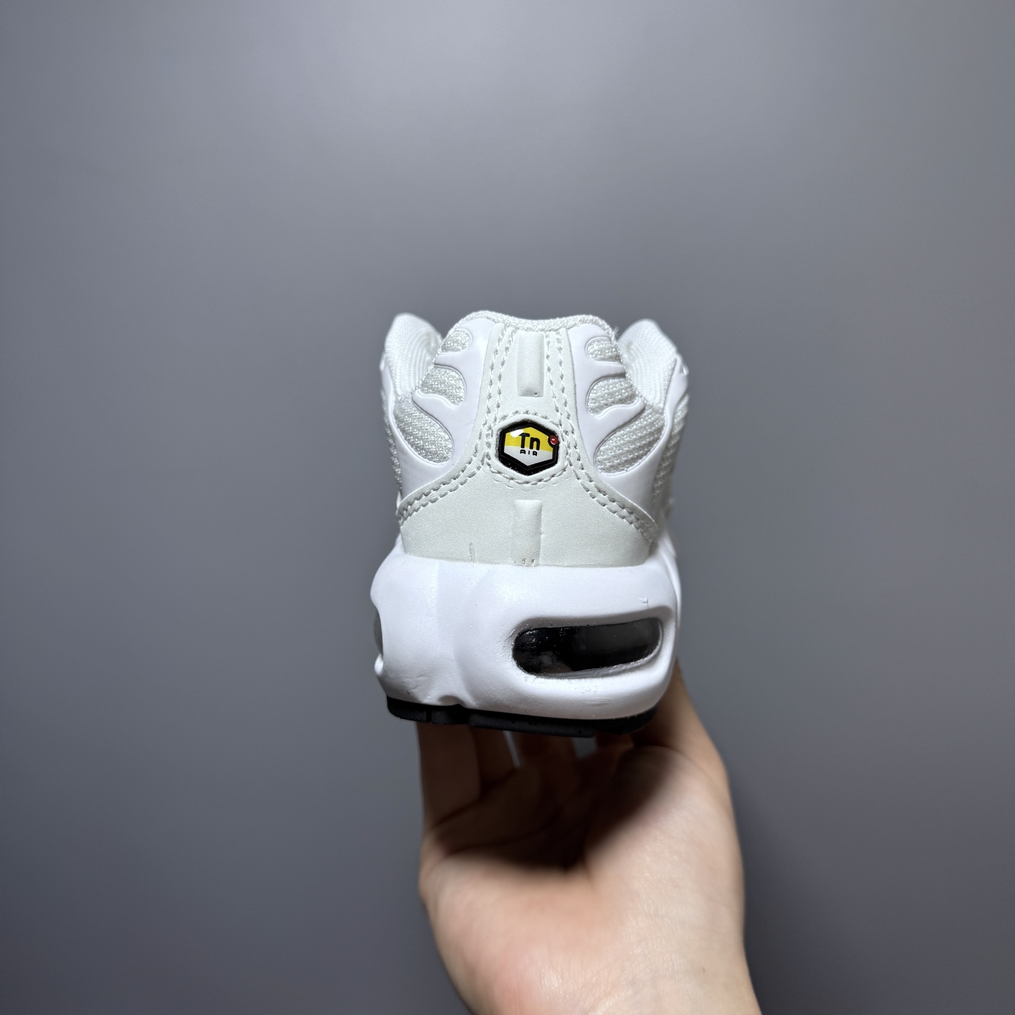 图片[8]-耐克 MAX plus全掌气垫儿童运动鞋 尺码：24-35码 超赞的全掌气垫，脚感超舒适👍🏻 优质鞋面拼接，质感满满💯 上学运动都是超合适单品❤-选品中心