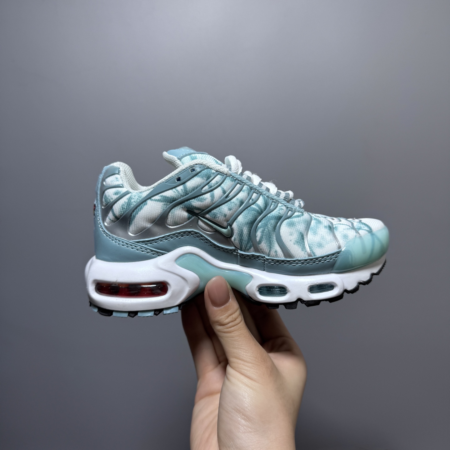 图片[4]-耐克 MAX plus全掌气垫儿童运动鞋 尺码：24-35码 超赞的全掌气垫，脚感超舒适👍🏻 优质鞋面拼接，质感满满💯 上学运动都是超合适单品❤-选品中心