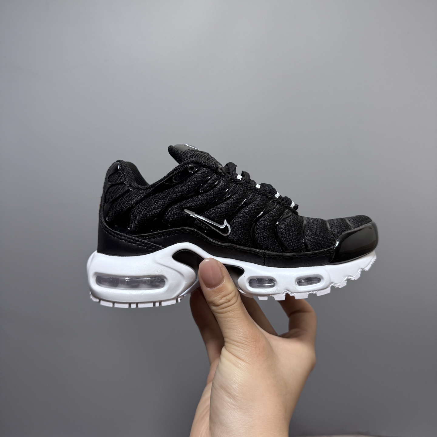 图片[4]-耐克 MAX plus全掌气垫儿童运动鞋 尺码：24-35码 超赞的全掌气垫，脚感超舒适👍🏻 优质鞋面拼接，质感满满💯 上学运动都是超合适单品❤-选品中心