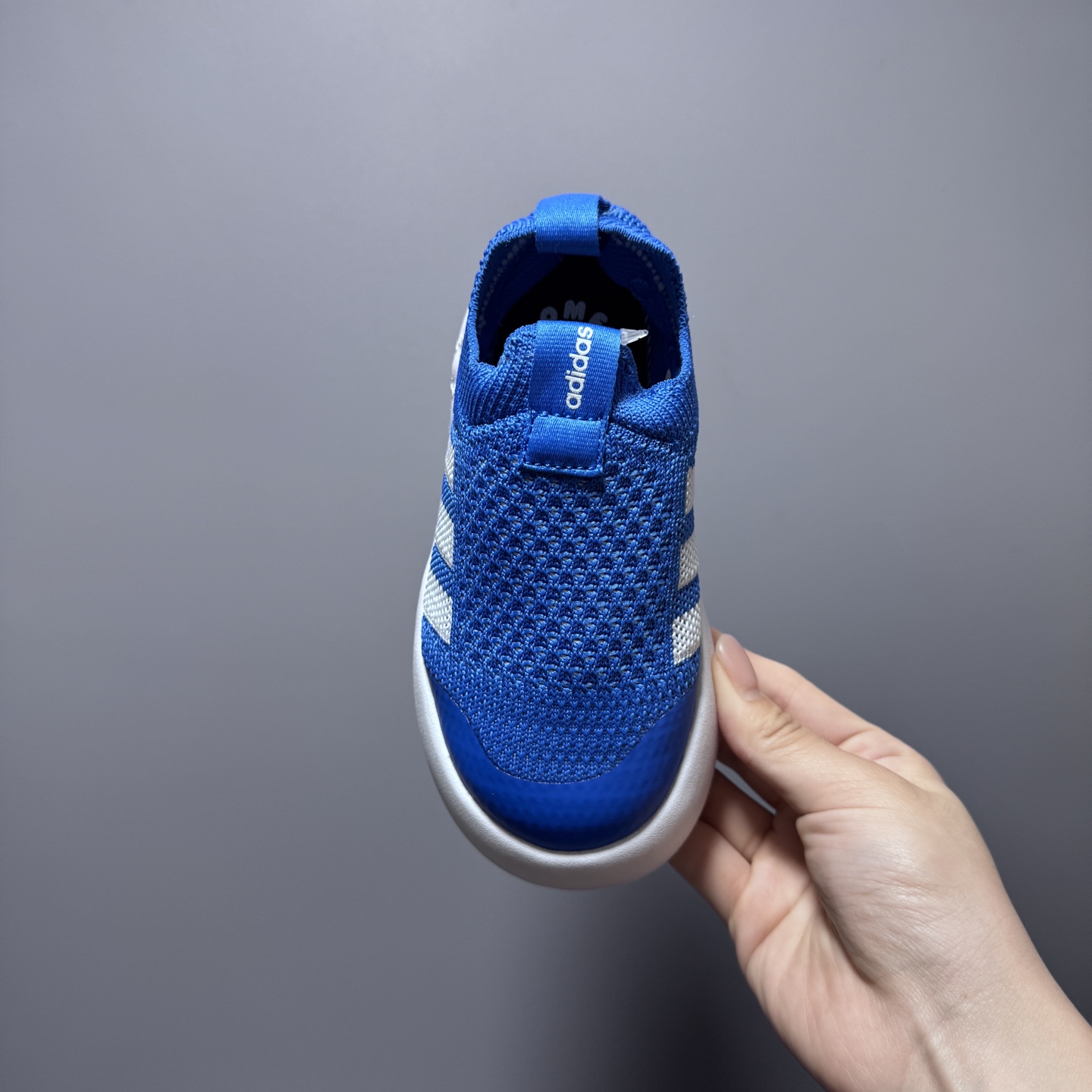 图片[7]-阿廸婴幼学步童鞋将舒适放在首位。超轻、透气的针织鞋面搭配有史以来最柔软的外底。Bubblecomfy 鞋底由一块 EVA 制成，柔韧且超轻。 尺码：22-30-选品中心