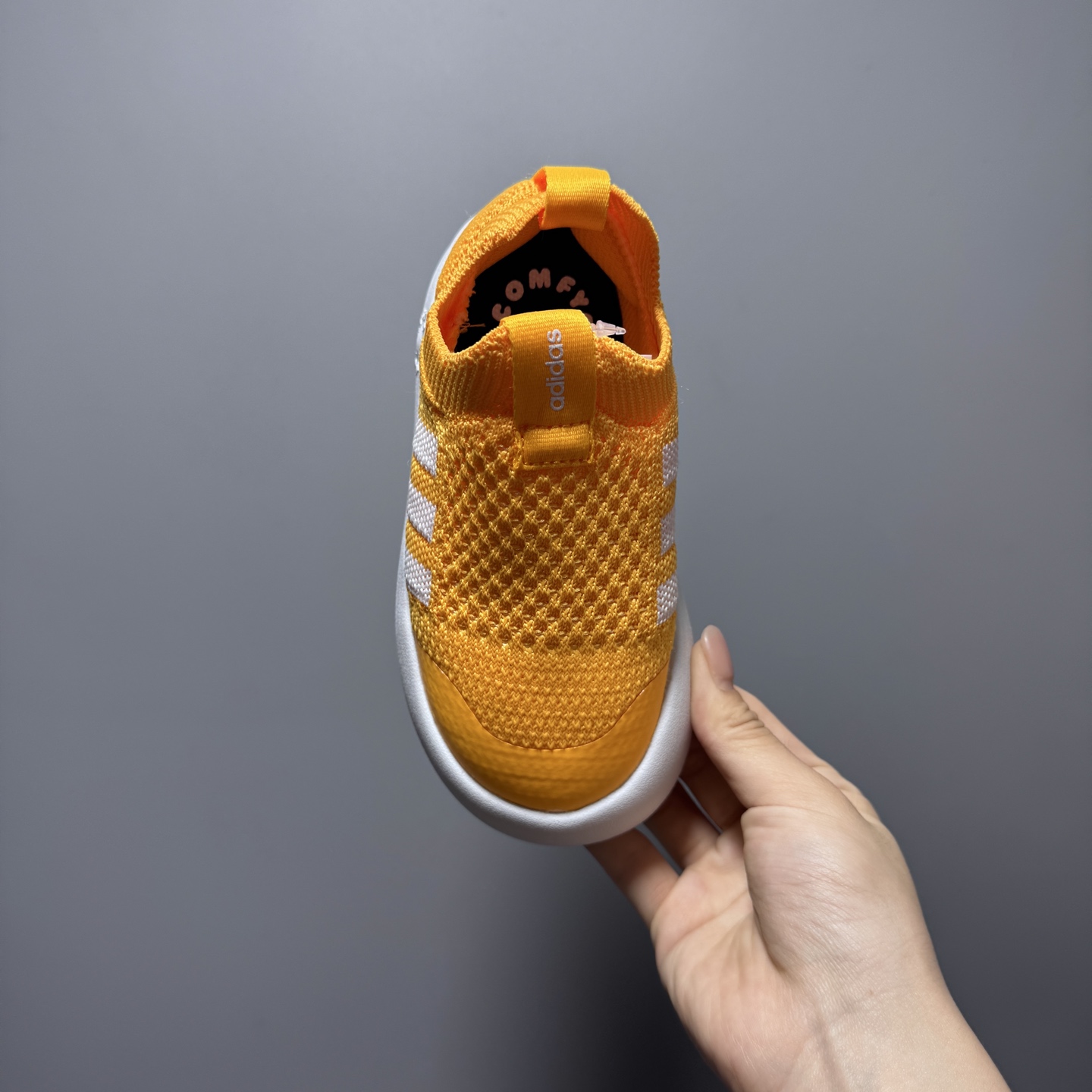 图片[7]-阿廸婴幼学步童鞋将舒适放在首位。超轻、透气的针织鞋面搭配有史以来最柔软的外底。Bubblecomfy 鞋底由一块 EVA 制成，柔韧且超轻。 尺码：22-30-选品中心