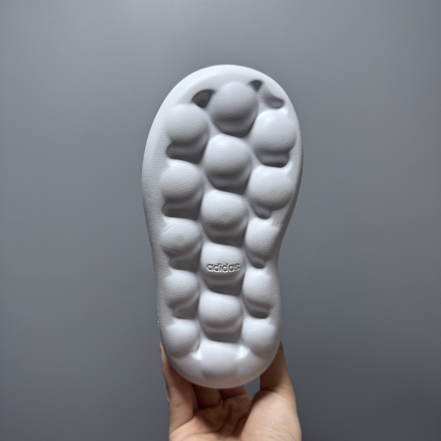 图片[9]-阿廸婴幼学步童鞋将舒适放在首位。超轻、透气的针织鞋面搭配有史以来最柔软的外底。Bubblecomfy 鞋底由一块 EVA 制成，柔韧且超轻。 尺码：22-30-选品中心