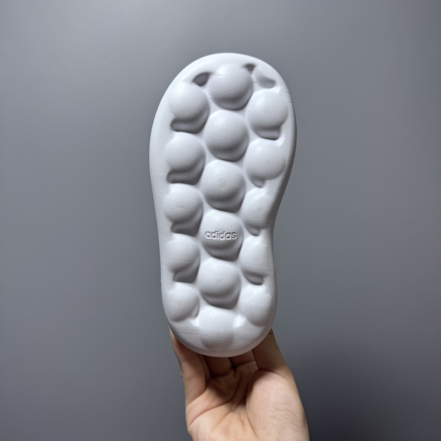 图片[9]-阿廸婴幼学步童鞋将舒适放在首位。超轻、透气的针织鞋面搭配有史以来最柔软的外底。Bubblecomfy 鞋底由一块 EVA 制成，柔韧且超轻。 尺码：22-30-选品中心