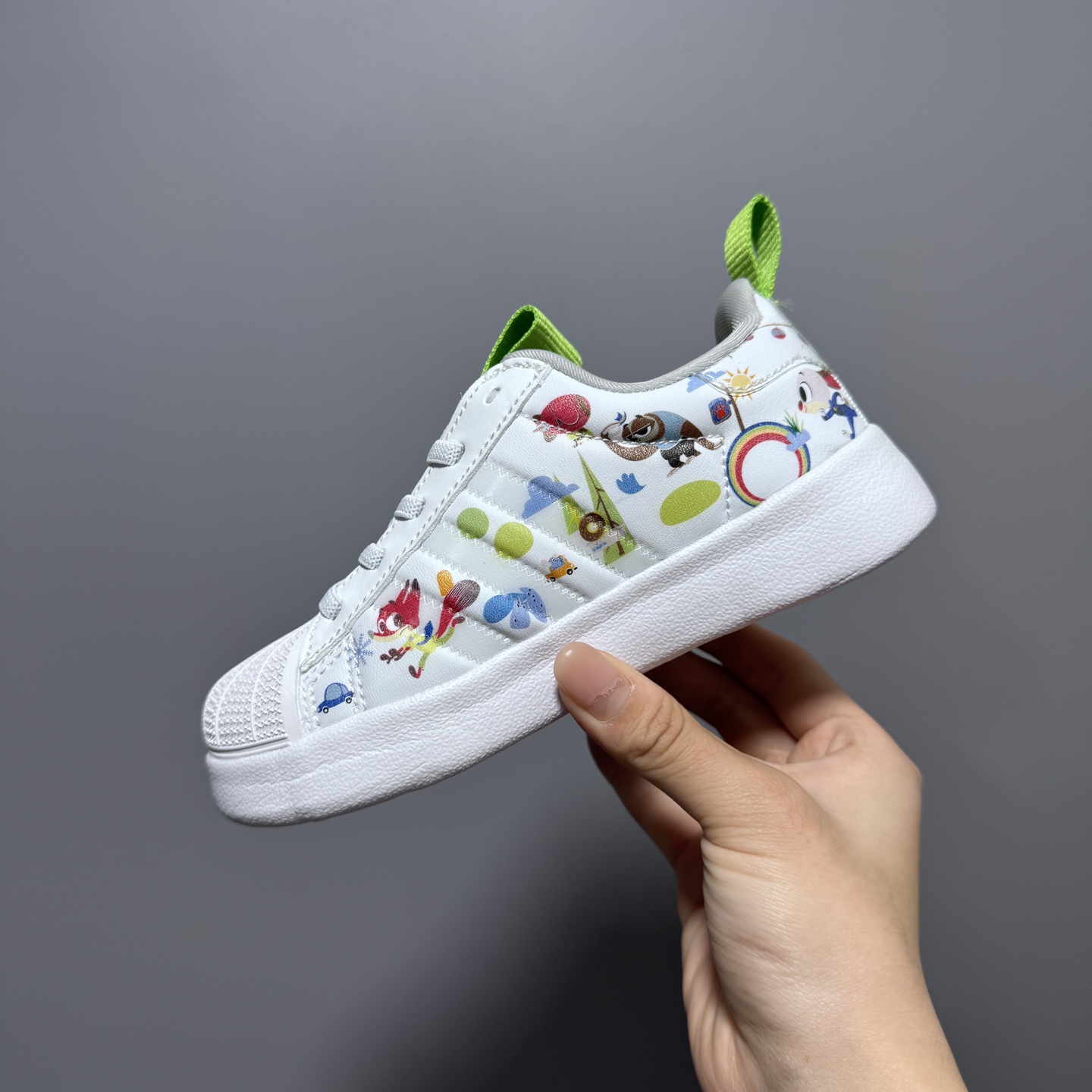 图片[6]-专G版A家新款贝壳头松紧带一脚蹬儿童运动鞋 尺码：22-37码 经典贝壳头系列🆕 人手两双款式，百搭又时髦✨ 松紧带设计，穿脱方便✌🏻 原装耐磨防滑大底，脚感不言而喻☁️-选品中心