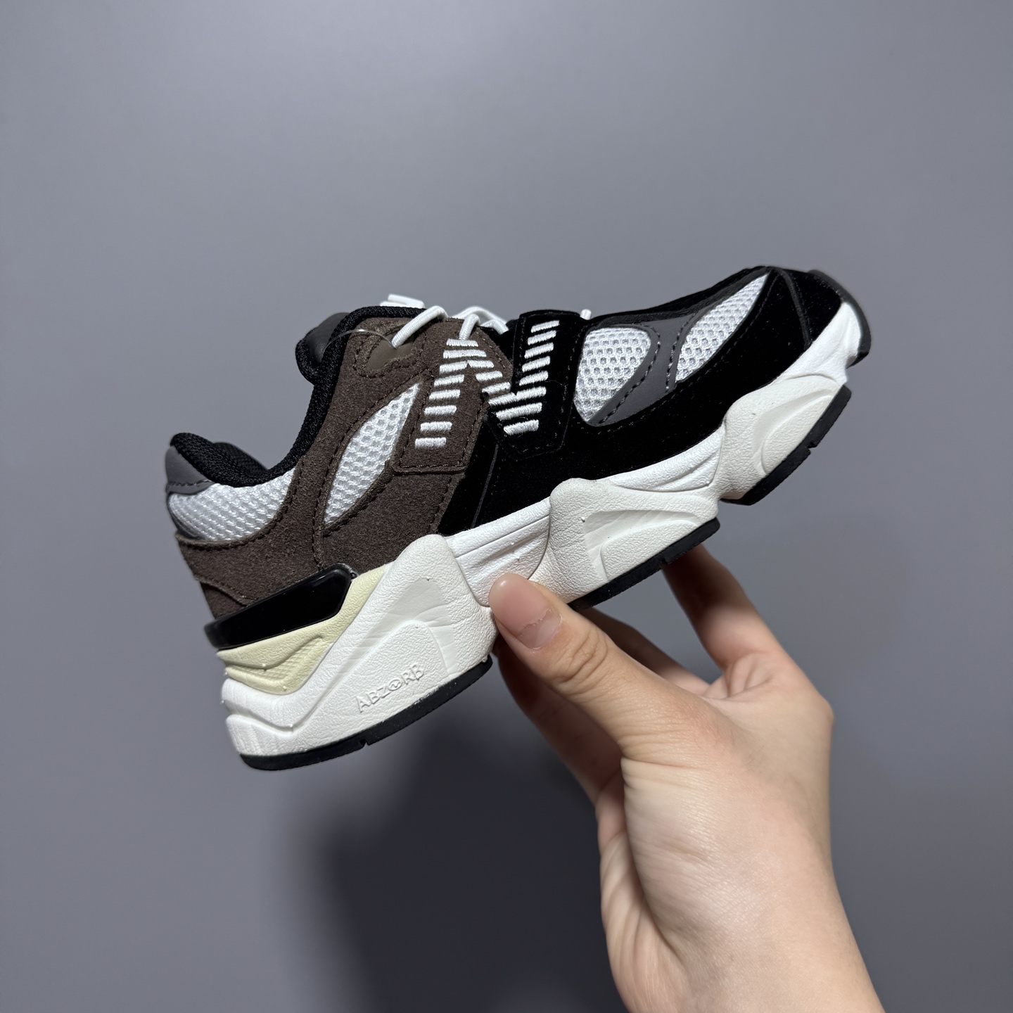 图片[5]-新配色 NB9060松紧扣儿童老爹运动鞋 尺码：24-36码 经典NB9060老爹款🆕 松紧扣设计，附赠一对鞋带，穿脱方便✌🏻 老爹款式设计，百搭又时髦✨-选品中心