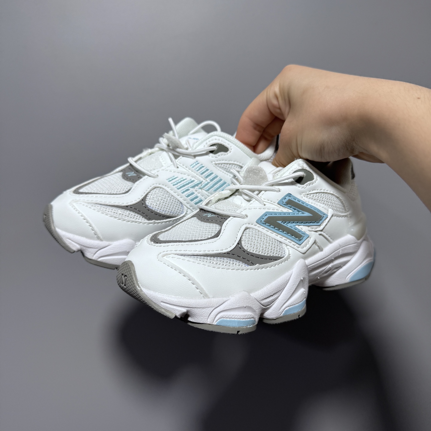 图片[3]-新配色 NB9060松紧扣儿童老爹运动鞋 尺码：24-36码 经典NB9060老爹款🆕 松紧扣设计，附赠一对鞋带，穿脱方便✌🏻 老爹款式设计，百搭又时髦✨-选品中心