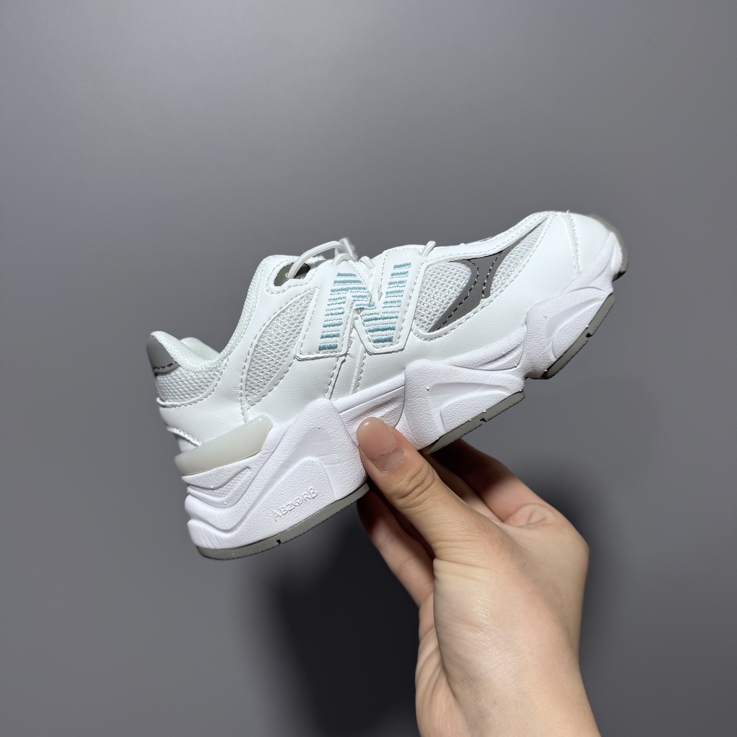 图片[5]-新配色 NB9060松紧扣儿童老爹运动鞋 尺码：24-36码 经典NB9060老爹款🆕 松紧扣设计，附赠一对鞋带，穿脱方便✌🏻 老爹款式设计，百搭又时髦✨-选品中心