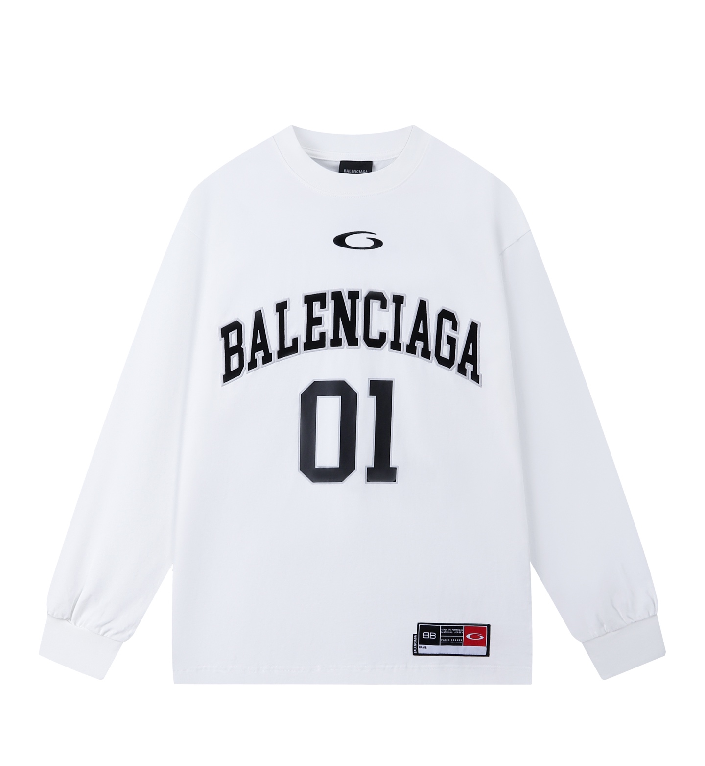 NO:515363,.BLCG25SS Basketball Series No. 01 Long Sleeve 1-3 The fabric is made of heavyweight cotton jersey fabric fixed-dyeing fabric fixed-woven cross pull-up ribbed pair plate and cylinder dyed without color difference. Follow the original process of fabric for grinding and washing, making the hand feel softer and more comfortable on the upper body, the neckline thread is half-high and narrow. The front embroidery uses imported Tamada embroidery machine technology for tatami embroidery method, first embroidered white letters and then lay the pads for a second layer of edge grey embroidery. The front '01' letter art print uses hand-made silk screen printing original color special adjustment same color glue material hem custom-made joint series woven mark sewing back shoulder double chain car line vertical straight cut straight body pattern details restored, alexander wang19860909.BLCG25SS篮球系列01号长袖 1-3 面料采用重磅克精棉平纹布定染对色面料定织十字拉架罗纹对板同缸染色无色差 遵循原版工艺面料做磨毛水洗工艺使得手感更加柔软上身更加舒适领口螺纹半微高偏修窄 正面绣花采用进口田岛刺绣机工艺为榻榻米刺绣方式先刺绣白色字母再铺垫片上做第二层包边灰色绣花 前幅'01'字母艺术作品印花采用手工丝网印花原色特调同色胶浆材质下摆定制联名系列织唛车缝后肩双链条车线立挺剪裁直身版型细节还原,,alexander wang,Men's clothing