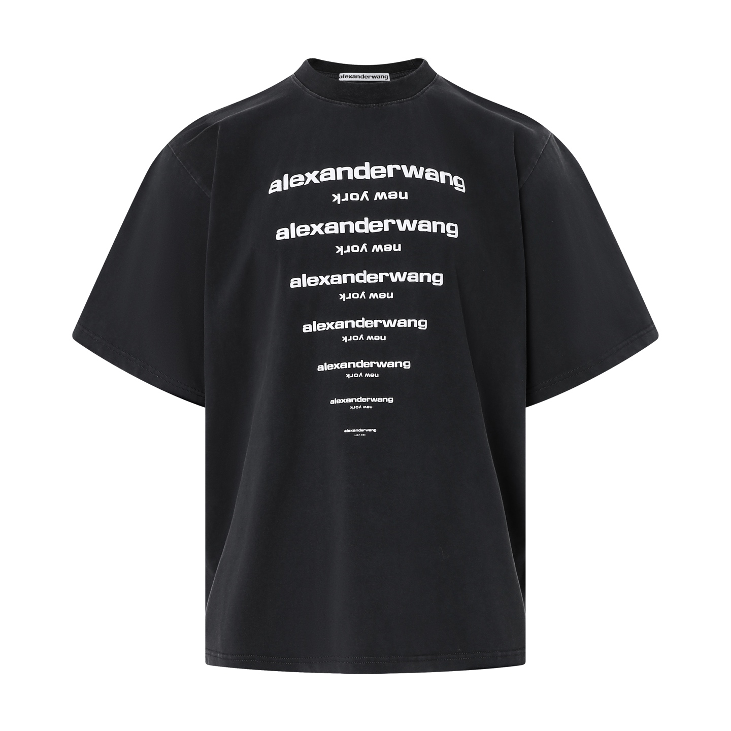 。Alexander Wang 26SS倒置多排字母短袖 S-L面料采用100%高支精梳全棉平纹针织布，