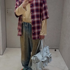 Acne Studios 26SS后袋水钻泥染脏脏牛仔裤 28-34面料采用100%有机长绒棉斜纹牛仔, Acne Studios 26SS后袋水钻泥染脏脏牛仔裤 28-34面料采用100%有机长绒棉斜纹牛仔,