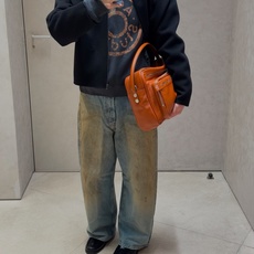 Acne Studios 26SS后袋水钻泥染脏脏牛仔裤 28-34面料采用100%有机长绒棉斜纹牛仔, Acne Studios 26SS后袋水钻泥染脏脏牛仔裤 28-34面料采用100%有机长绒棉斜纹牛仔,