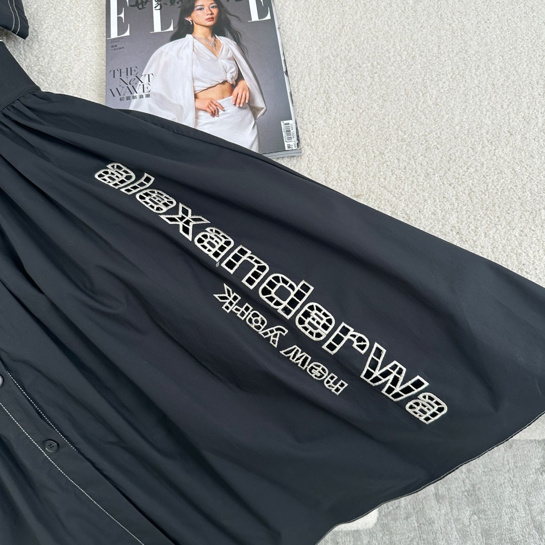 New Arrival: Single-Handed Female Clothes for Early Spring, High-Quality Fashion in Black, White, and Blue. - 图片 9
