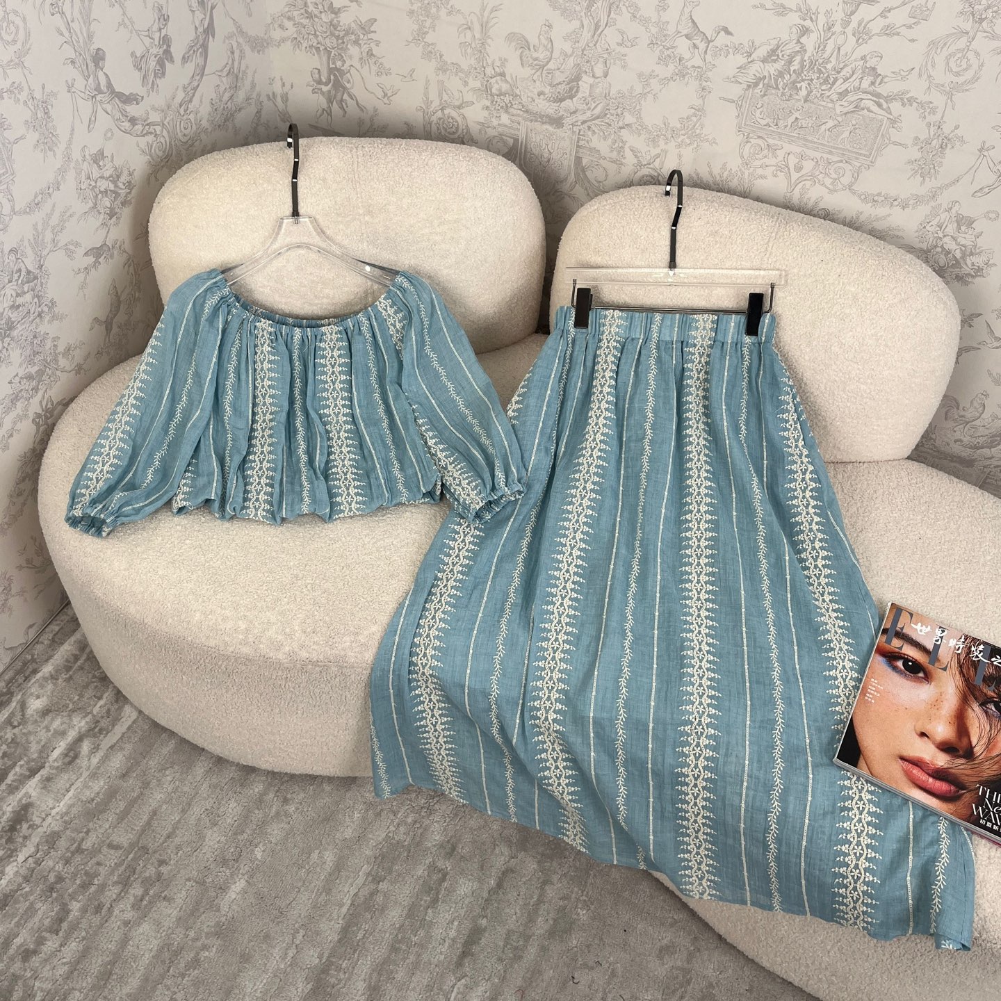 High-Quality Women’s Cotton Embroidered Suit in Various Sizes and Colors - 图片 5