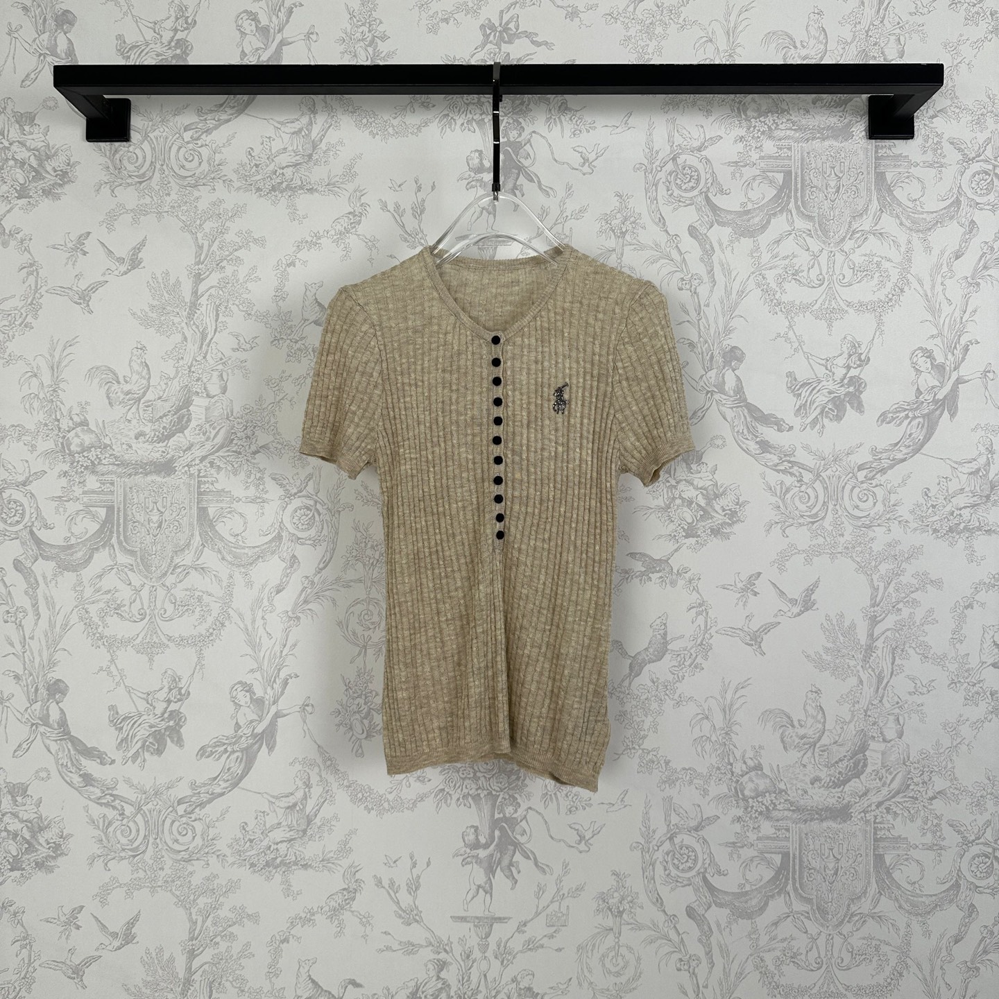 New Arrival: One-Size-Fits-All Female Suit with High-Fashion Shirt in 4 Colors - 图片 4