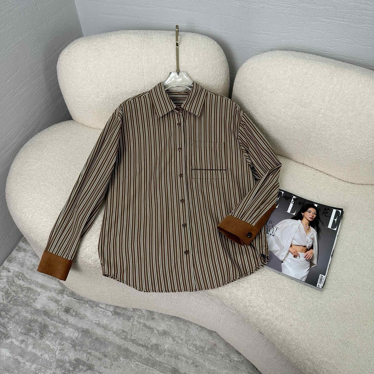Title: “P612 Women’s Suit with Custom Striped Fabric for Autumn, High Quality Cotton, Stylish Design” Summary: P612 women’s suit features custom striped fabric, heavy-sealed chain - 图片 5