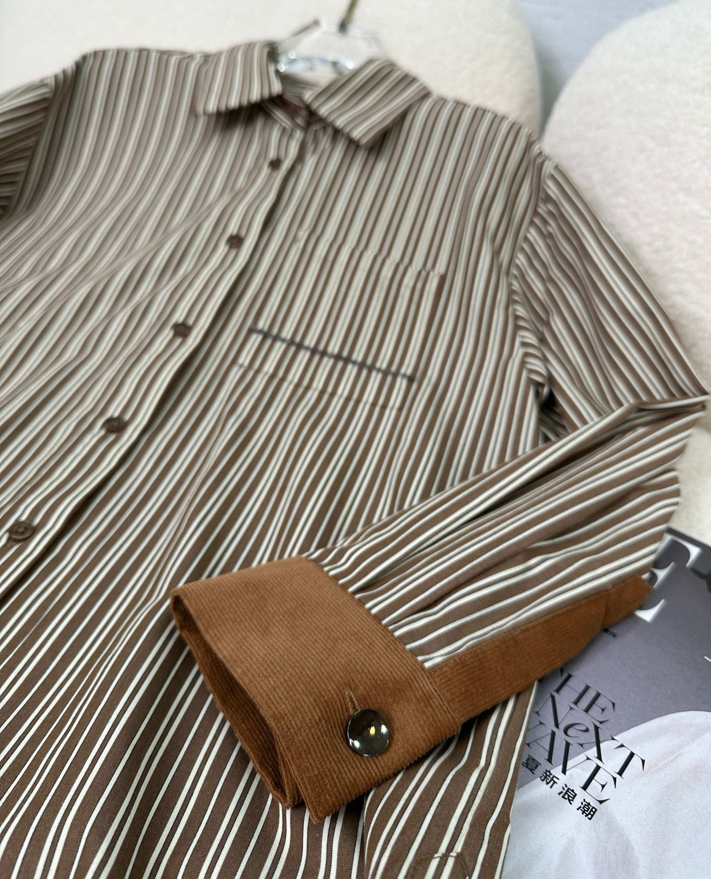 Title: “P612 Women’s Suit with Custom Striped Fabric for Autumn, High Quality Cotton, Stylish Design” Summary: P612 women’s suit features custom striped fabric, heavy-sealed chain - 图片 7