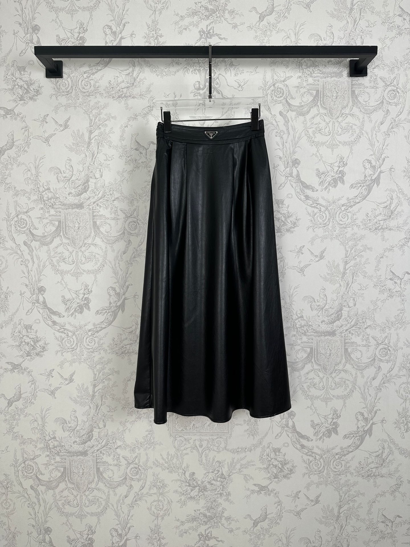 “New Arrival: High Atmosphere Female Suit with Half Skirt in Black, Tan, and Wine Red” - 图片 8