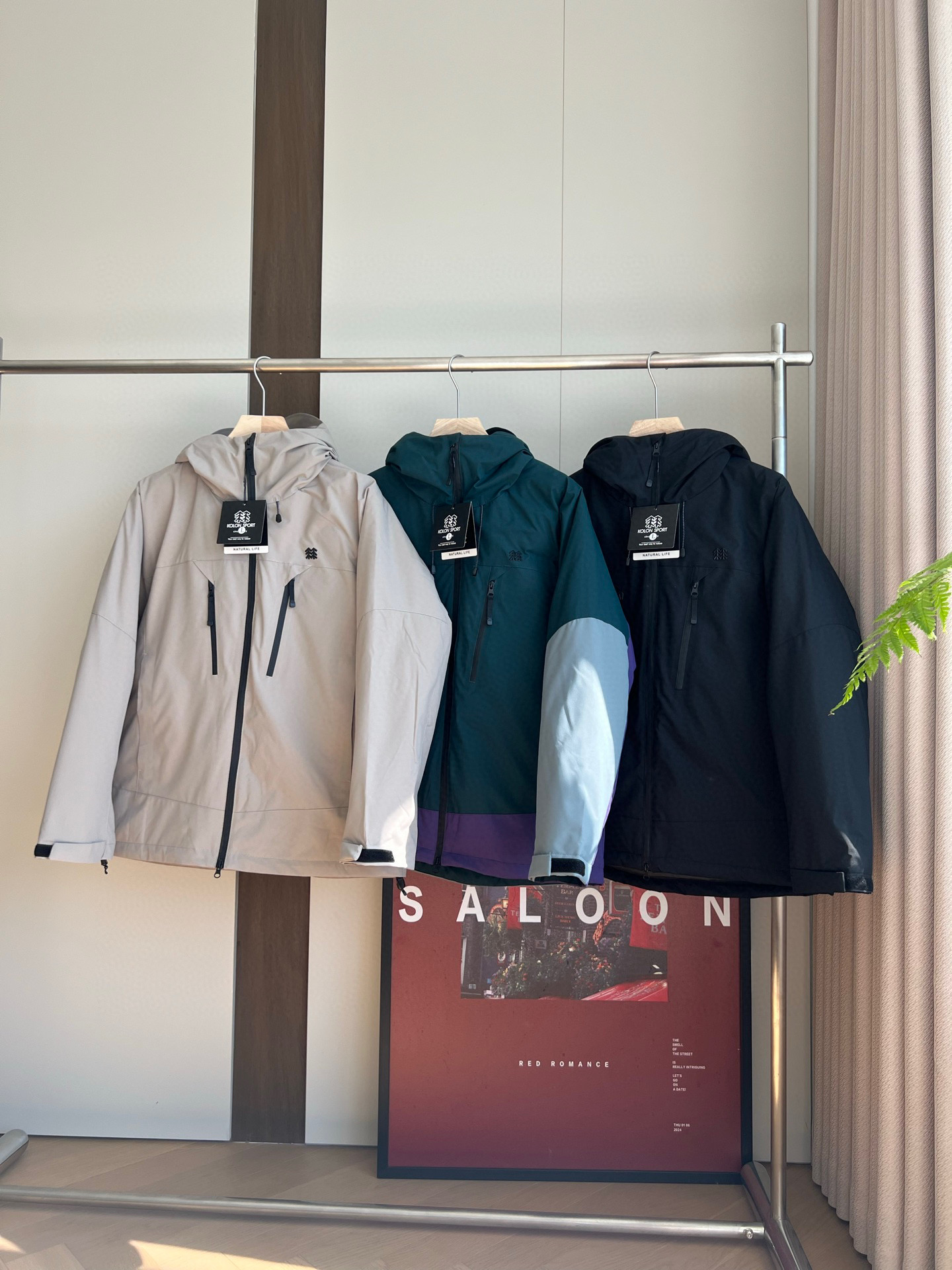 _d-Y9sfZGfePcAg-Zl7liWXYuPoS_A7MMyvzVZQw