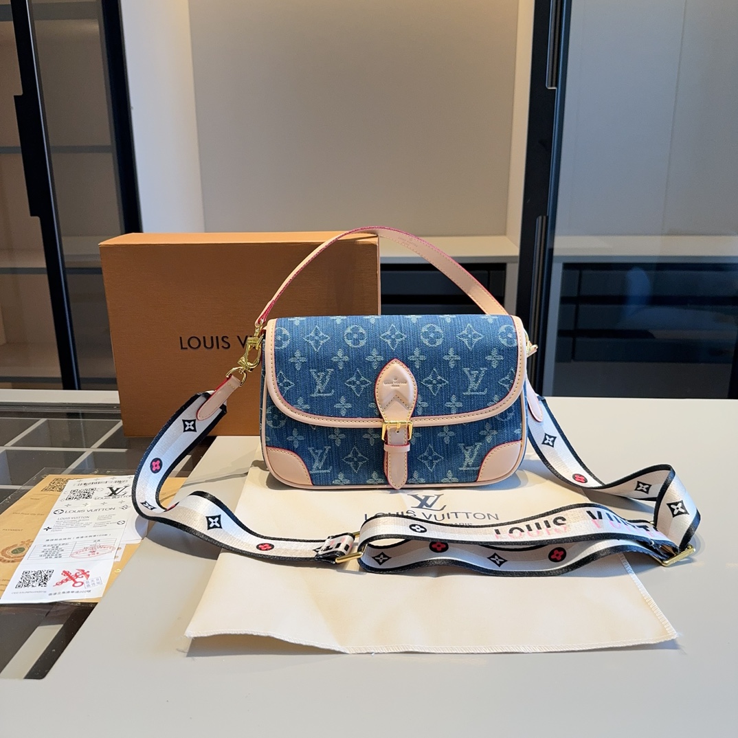 Louis Vuitton LV Diane Crossbody & Shoulder Bags Baguette