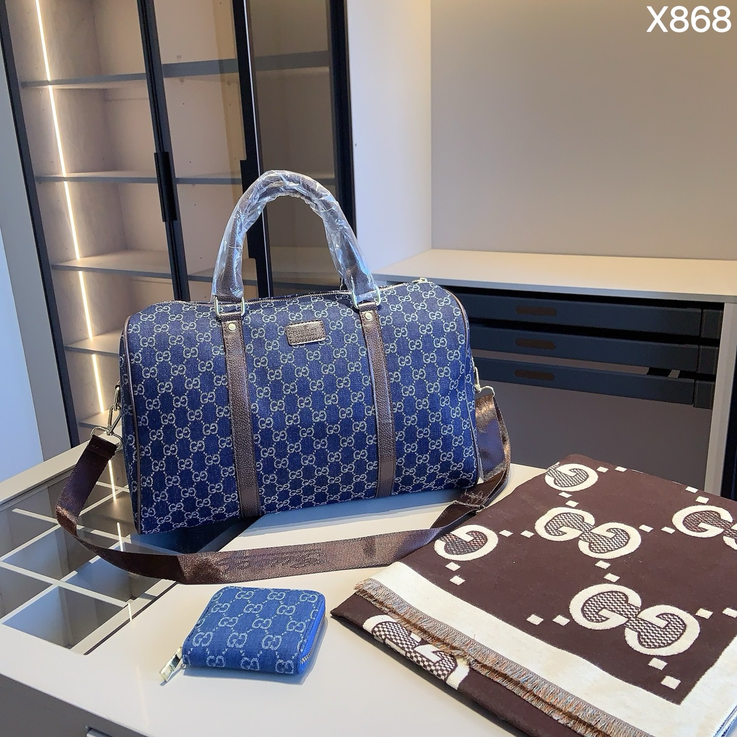 🅿️233 New Combination | New Series Combination ️G Family Travel Bag️ Denim Fabric Super Large Capacity Can Be Carried By Hand Or Carried On The Shoulder Pair It With G's New Scarfthe Upper Body Effect Is Super Goodg's Denim Small Single Pull Wallet Full Sense Of Matching