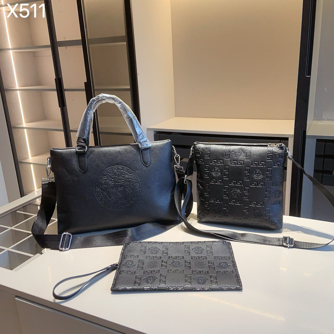 🅿️233new Combinations | New Men's Series Combination X511 Versace Briefcase + Versace Shoulder Bag + Versace Clutch Size Briefcase: 37 27 7 Shoulder Bag: 25 26 6 | Clutch: 29 19 | Product Introduction Versace Counter Men's Classic Combination The Fabric Feels Great Hardware Briefcase With Large Capacity The Shoulder Bag Is Lightweight And Practical Pair It With The Same Brand Clutch Atmospheric And Stylish Full Sense Of Matching