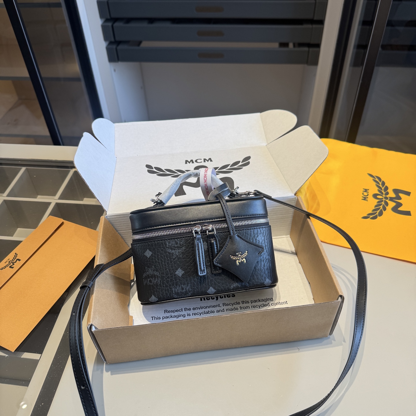 Miniatura 2