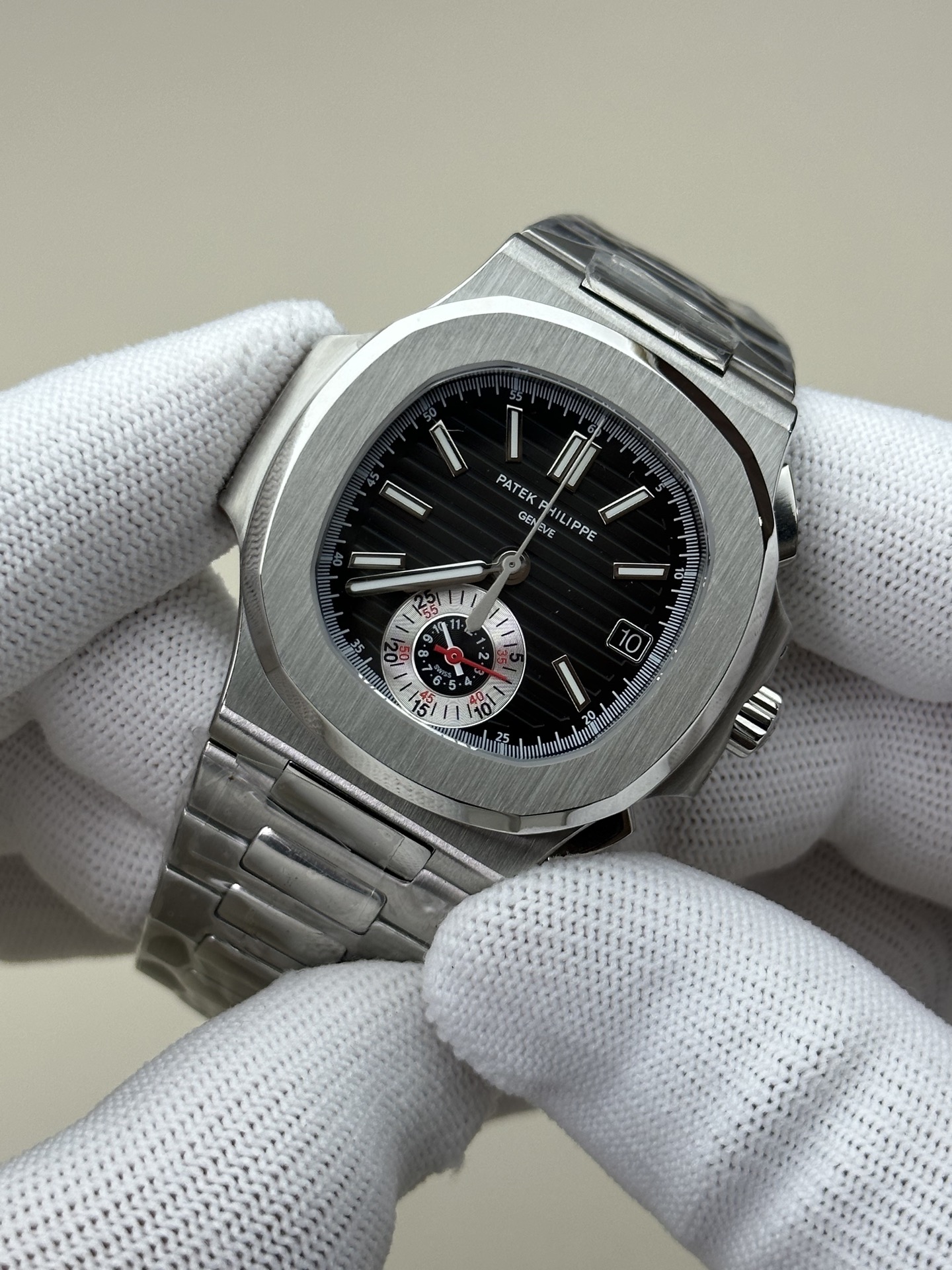 Patek Philippe Nautilus 5980 Multifunction Chronograph Watch - 40.5mm 4 i1745214784032 4044 0 2