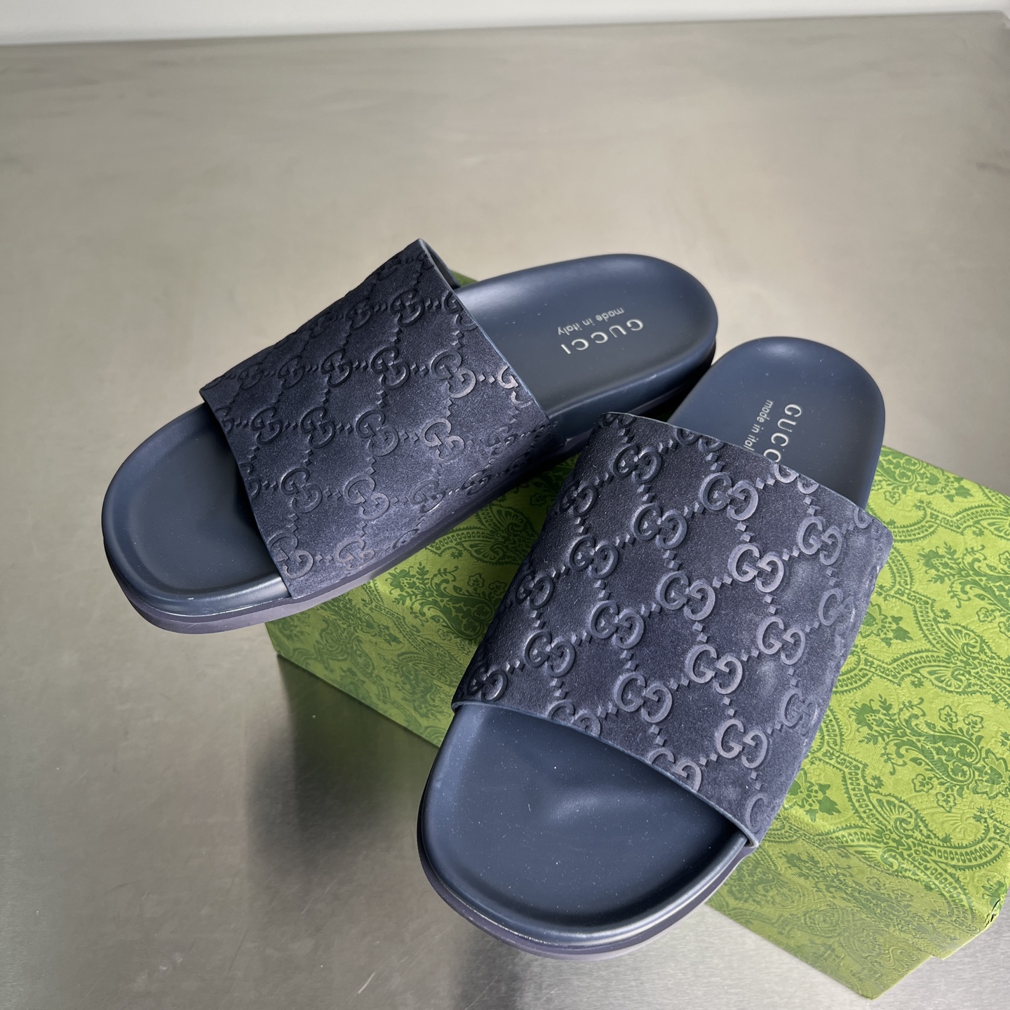 Gucci Double G Embossed Slides Sandals - Comfortable Thick Sole Design 3 i1743678145090 8996 0 1