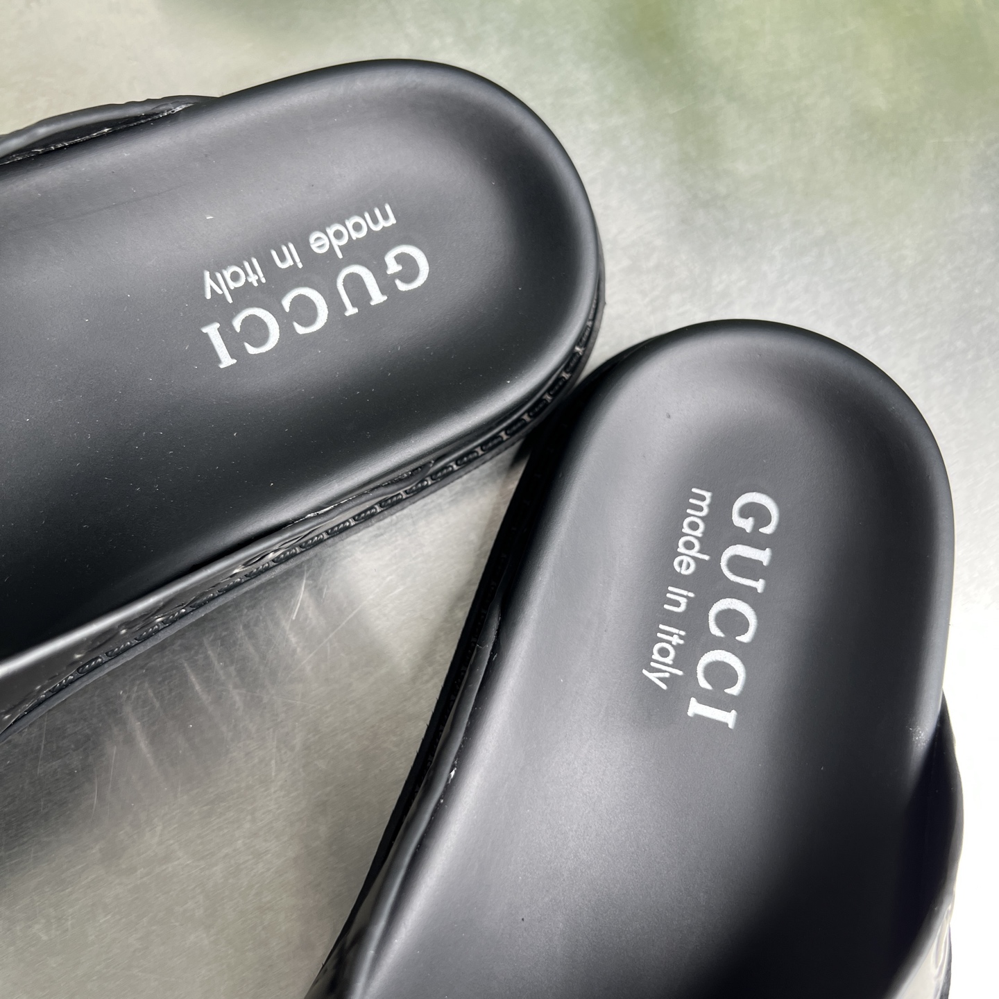 Gucci Men's Double G Embossed Leather Thong Sandals, Black 9 i1745357334985 6461 0 7