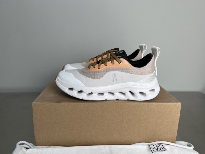 Loewe x On Cloudtilt 2.0 Collaboration Running Shoes - Lightweight & Comfortable 1 Loewe x On Cloudtilt 2.0 Collaboration Running Shoes - Lightweight & Comfortable