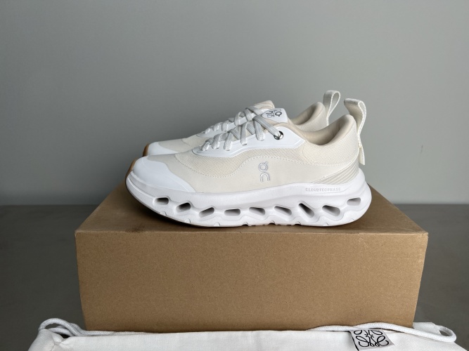 Loewe x On Cloudtilt 2.0 Cream White Running Shoes - Couple's Style 1 Loewe x On Cloudtilt 2.0 Cream White Running Shoes - Couple's Style