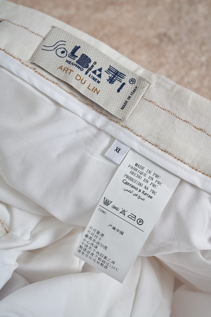Elegant Striped Suit with Fine Craftsmanship and Durability in Mind - 图片 9