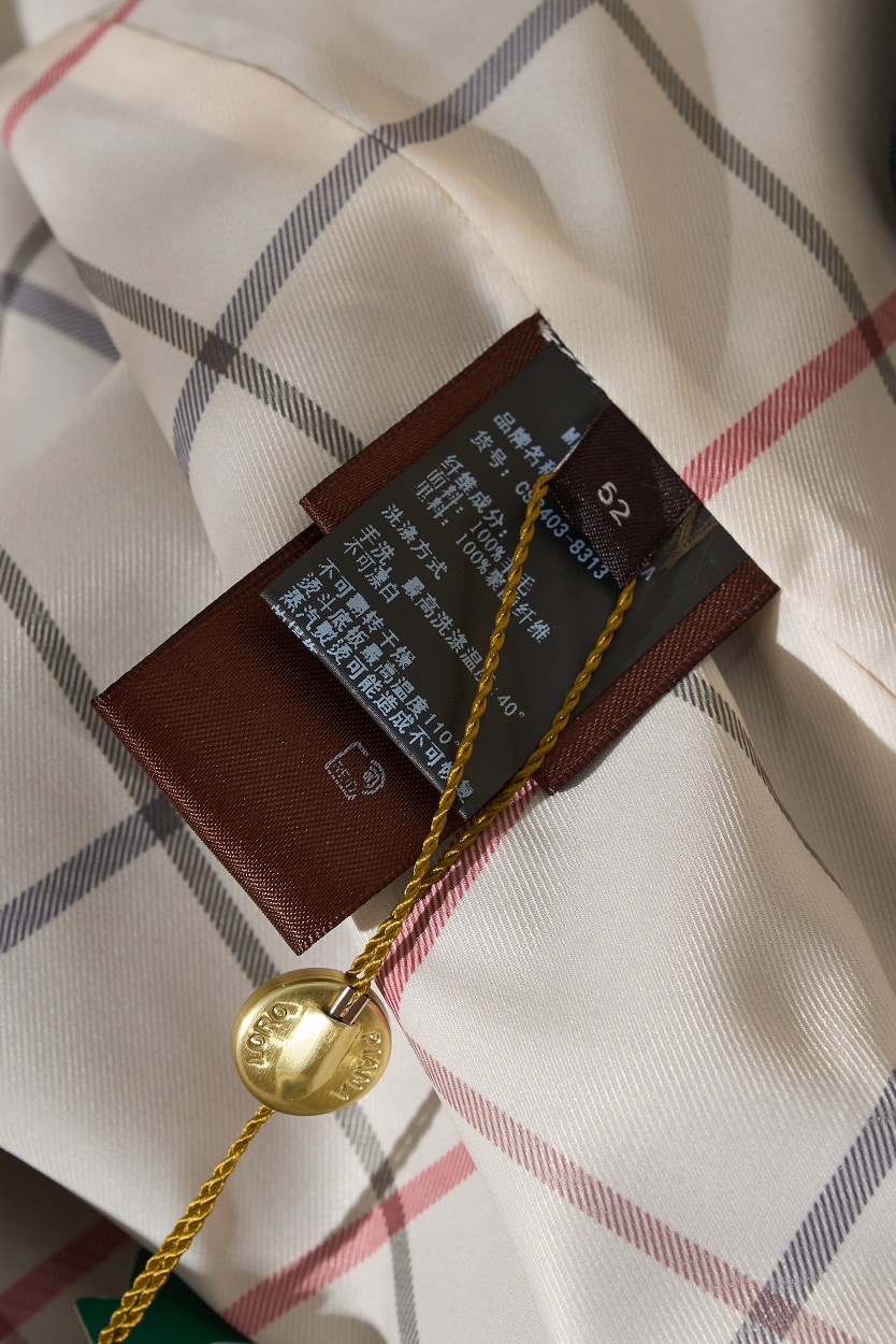 领导来了哦！行政款轻薄100%羊毛lP🆕经典系列夹克外领导的风范，不仅体现在言谈举止，更体现在衣着品味。