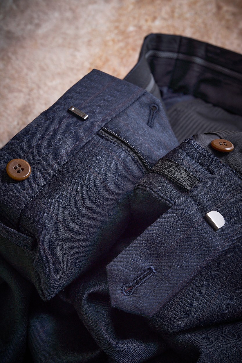 Luxurious Suit Integrating Salsine and Wool Fabric for Exceptional Style - 图片 4