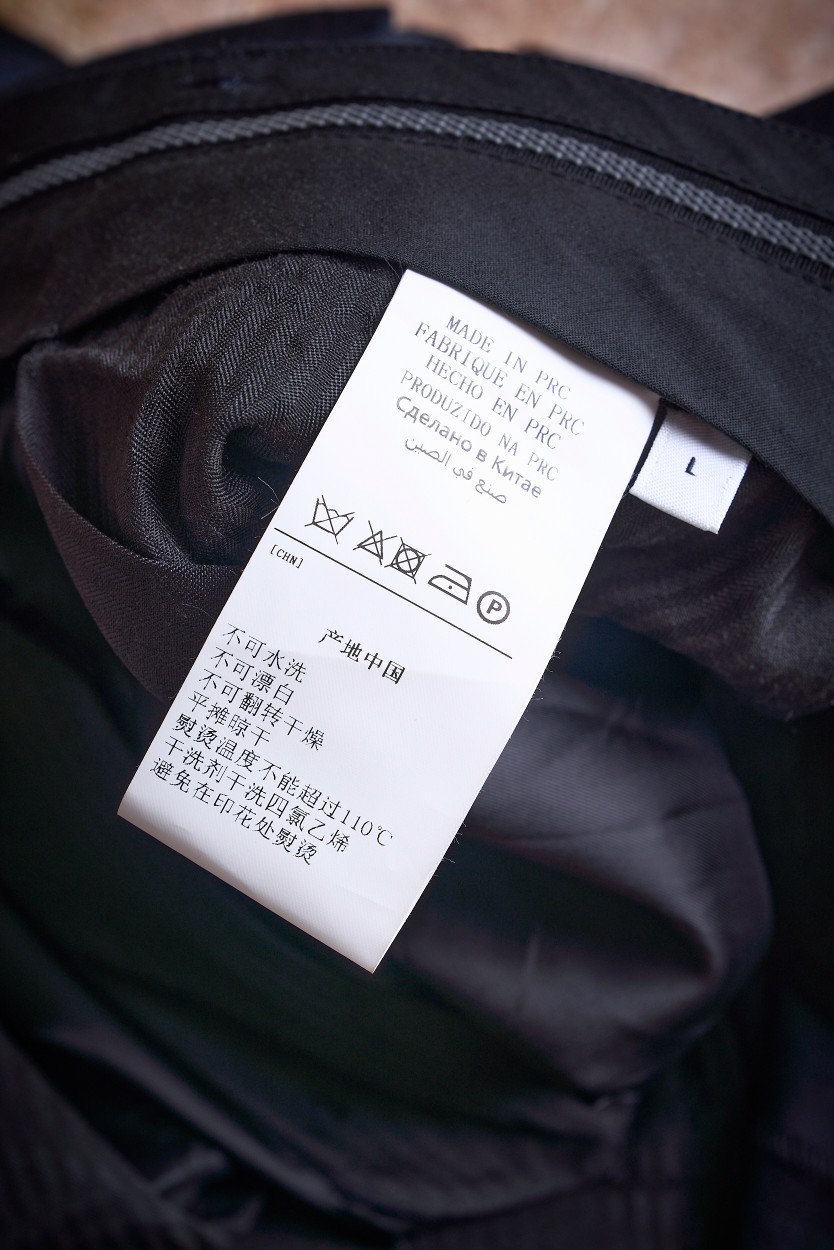 Luxurious Suit Integrating Salsine and Wool Fabric for Exceptional Style - 图片 9