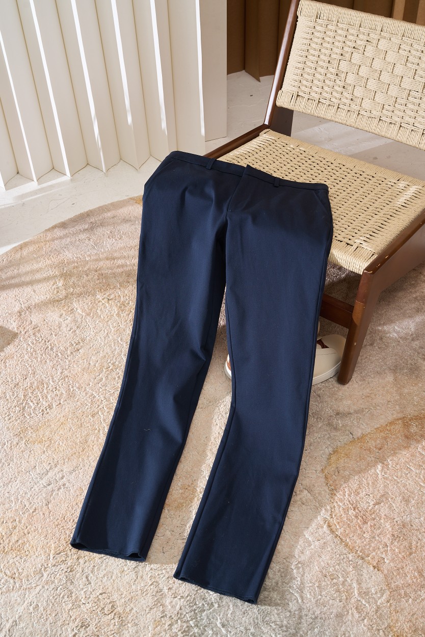 Breoni Rhythmic Pants: Comfortable Fabrics, Fashion Colors, Perfect Fit for Every Occasion - 图片 4