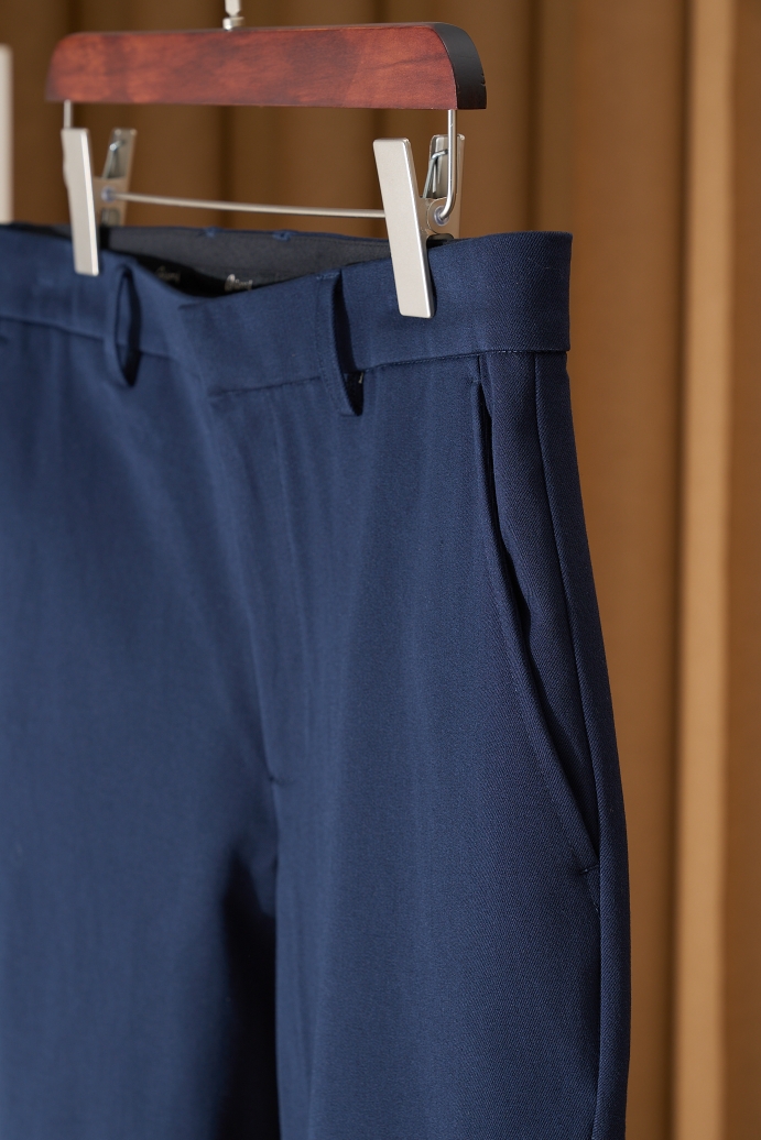 Breoni Rhythmic Pants: Comfortable Fabrics, Fashion Colors, Perfect Fit for Every Occasion - 图片 2
