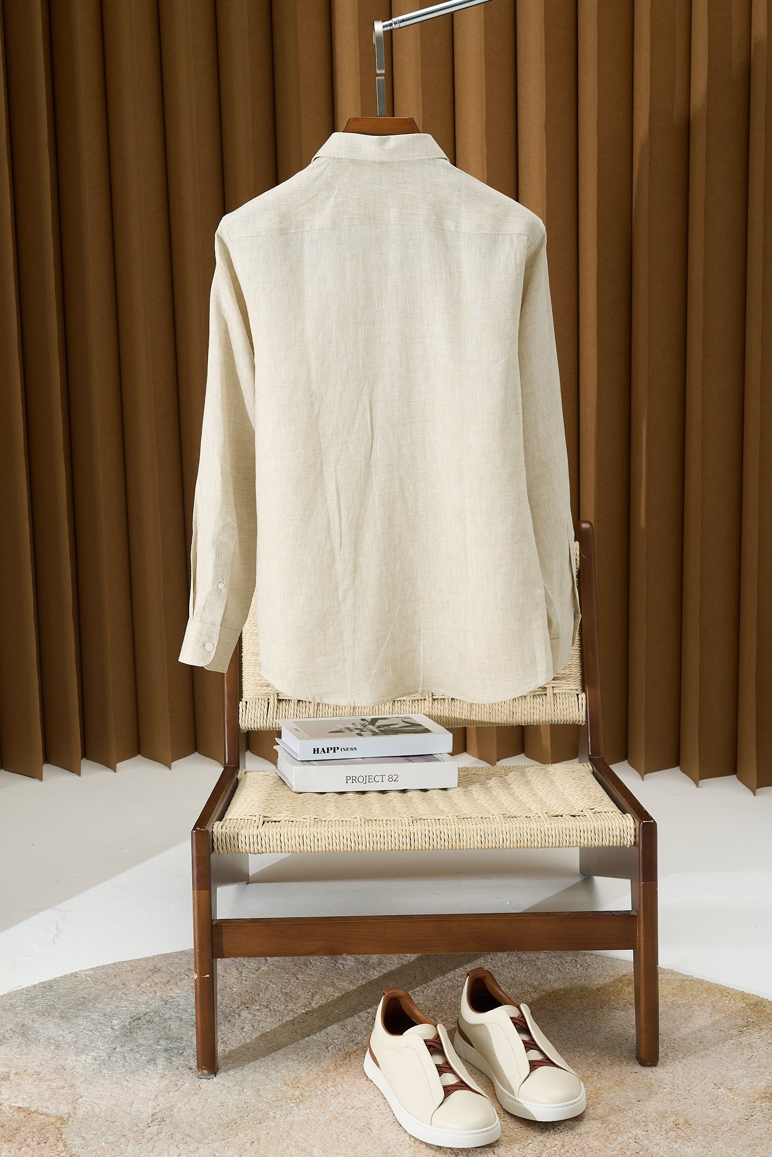 【“一件会呼吸的衬衫—以天然亚麻为肌底，从商务到休闲，赋予全天候舒适与品位。】环保染色工艺，减少化学残留