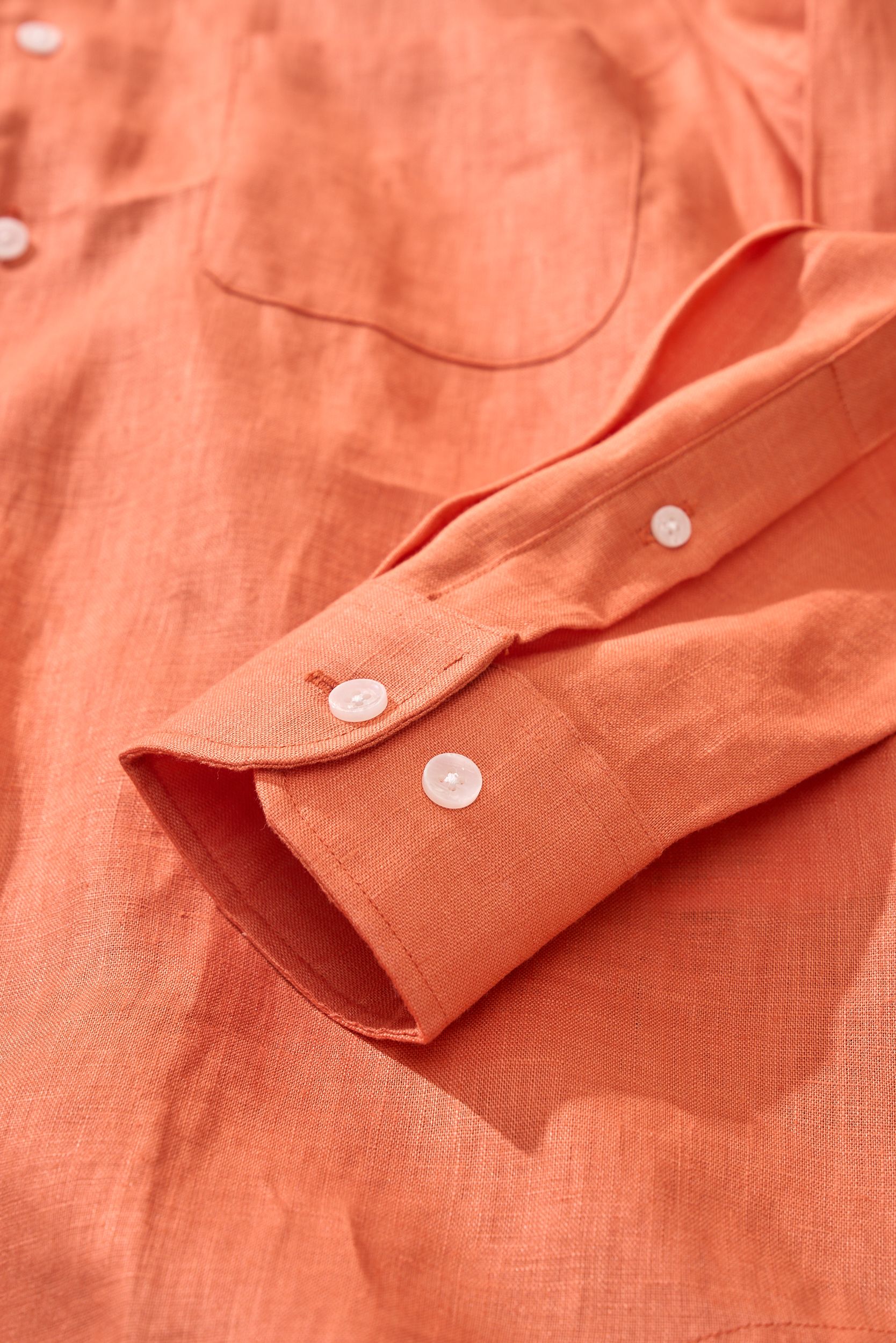 “Breathable Linen Shirt: Effortless Summer Style with Elegant Comfort” - 图片 8