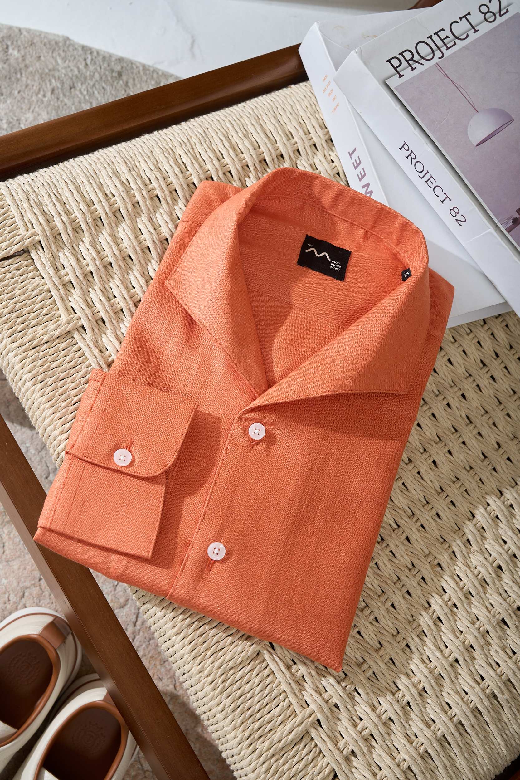 【“一件会呼吸的衬衫—以天然亚麻为肌底，从商务到休闲，赋予全天候舒适与品位。】环保染色工艺，减少化学残留