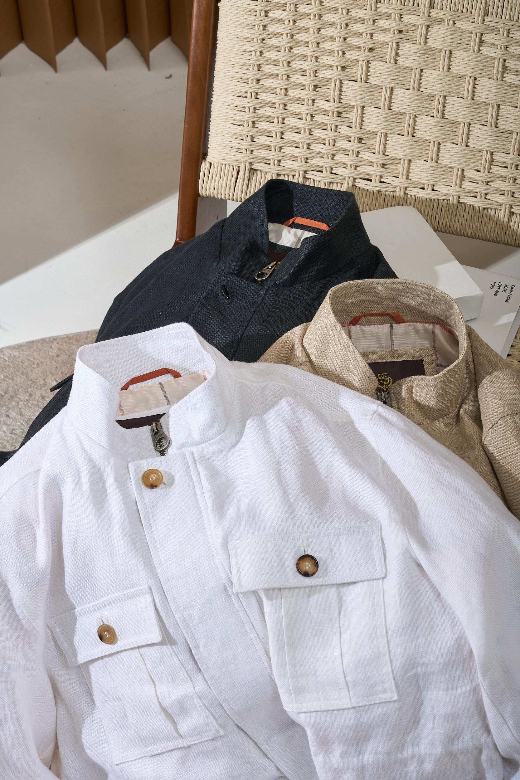 【Loro Piana经典格纹内里！甄选优质亚麻纤维面料立领设计四口袋工装款外套】男士复古工装风，解锁文