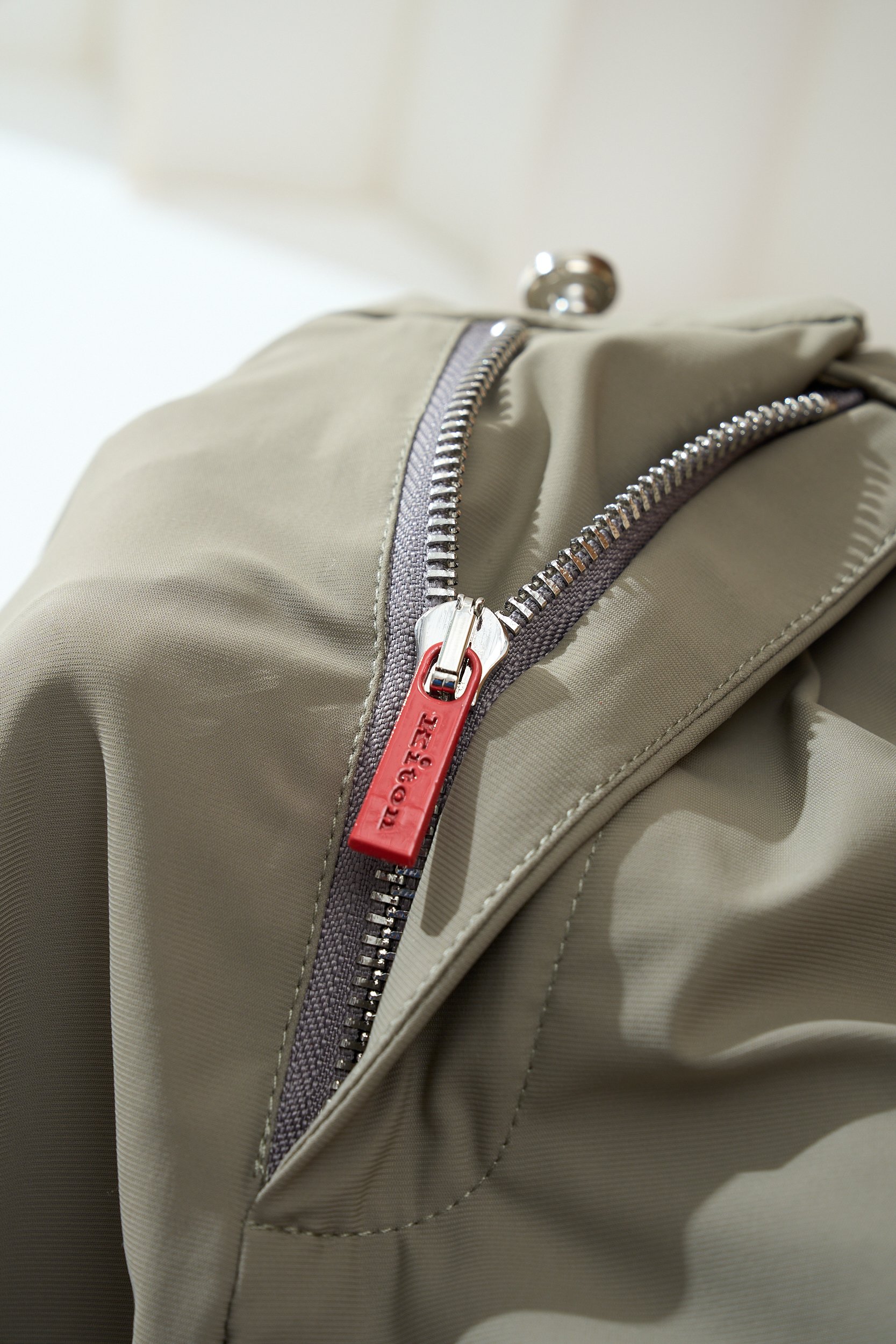 High-Quality Regenerated Polyester Leisure Shorts for Summer Comfort - 图片 4