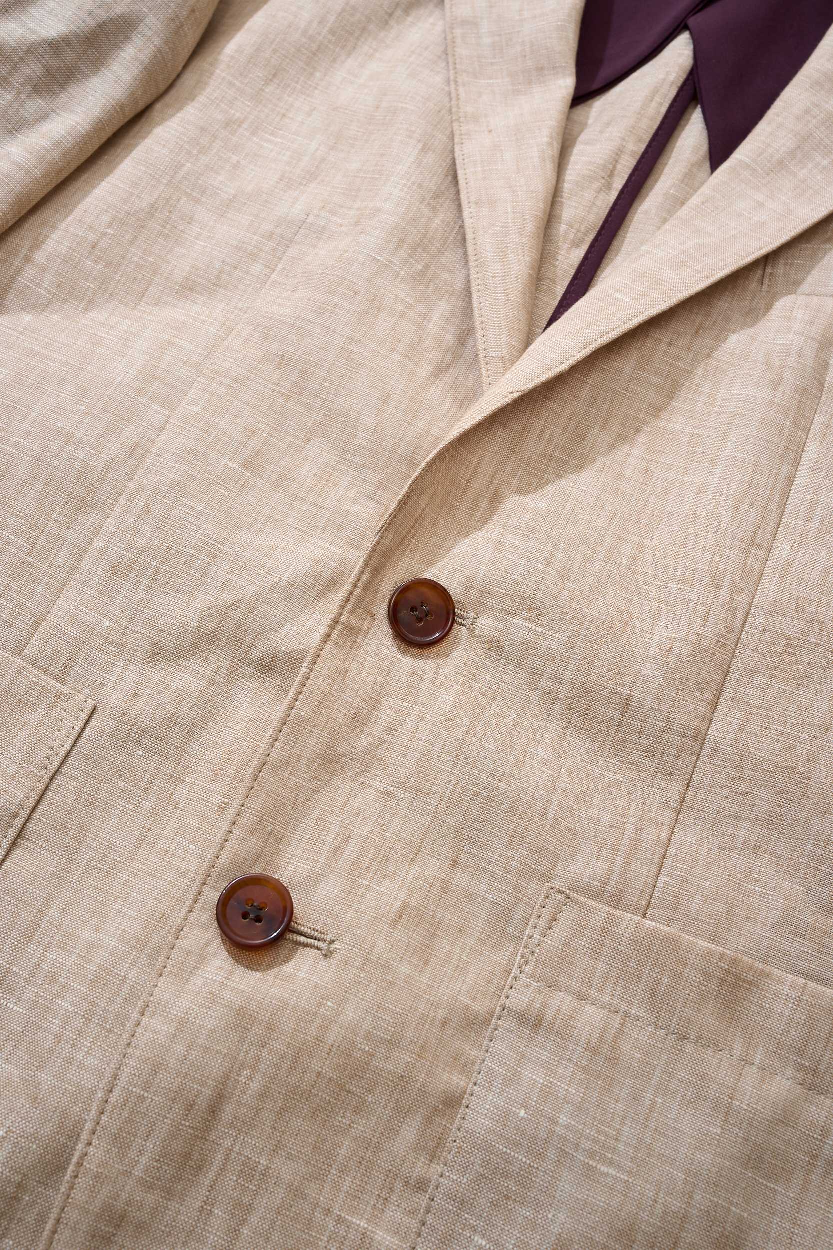 【“麻王”之称顶奢solbiati30支138克进口亚麻面料复古老钱风款式平驳领两粒扣斜插衬单西装】顶奢