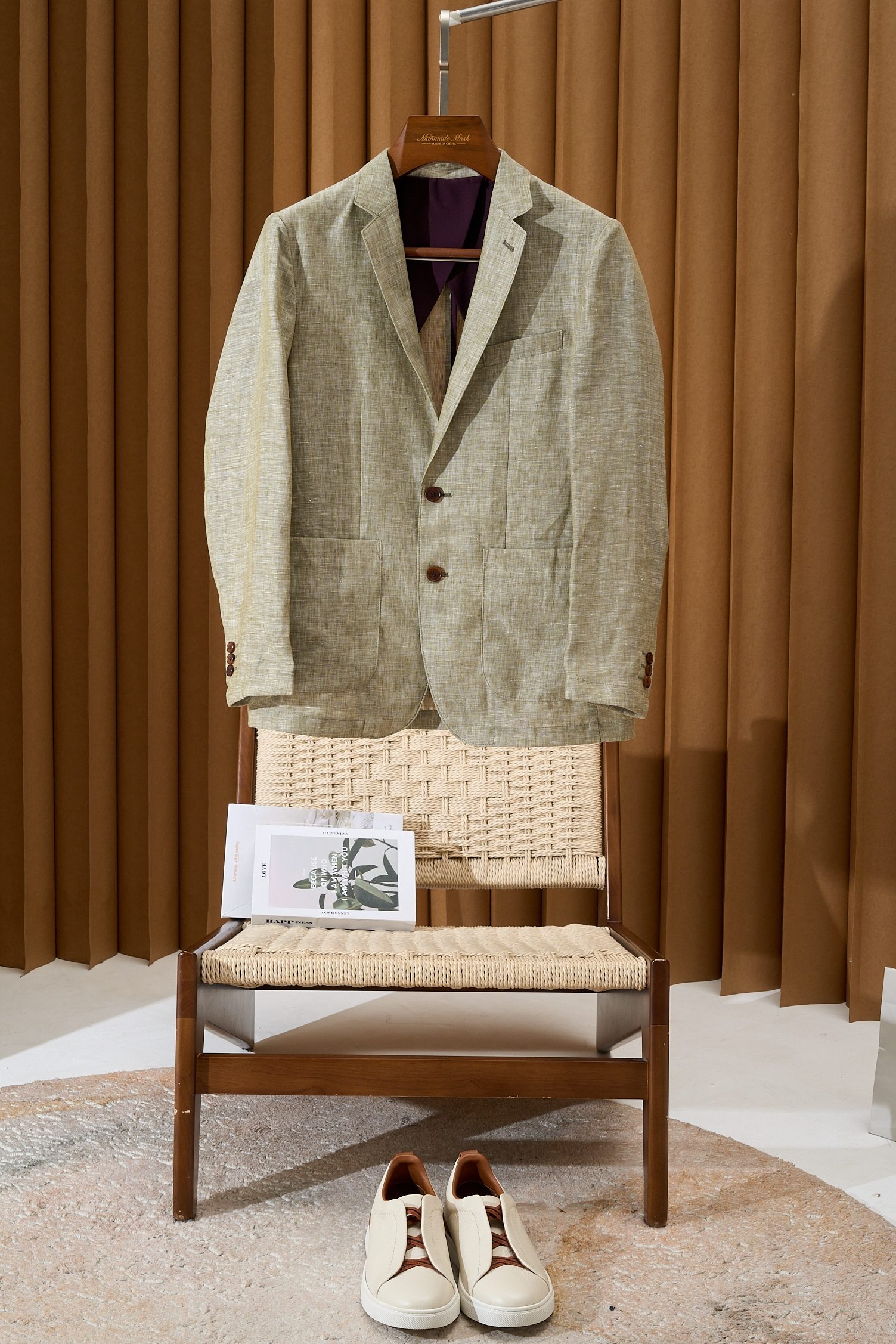 【“麻王”之称顶奢solbiati30支138克进口亚麻面料复古老钱风款式平驳领两粒扣斜插衬单西装】顶奢