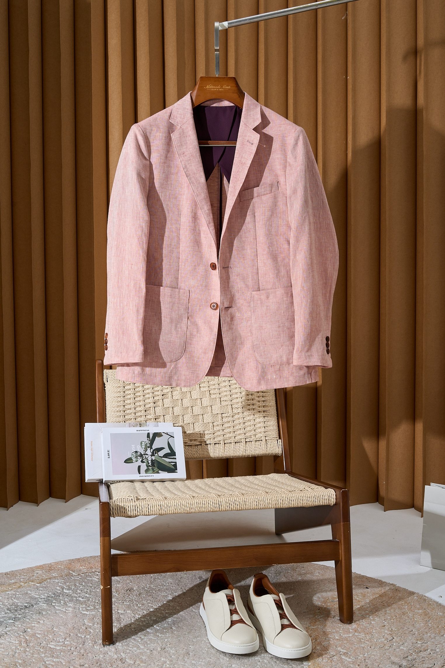 【“麻王”之称顶奢solbiati30支138克进口亚麻面料复古老钱风款式平驳领两粒扣斜插衬单西装】顶奢