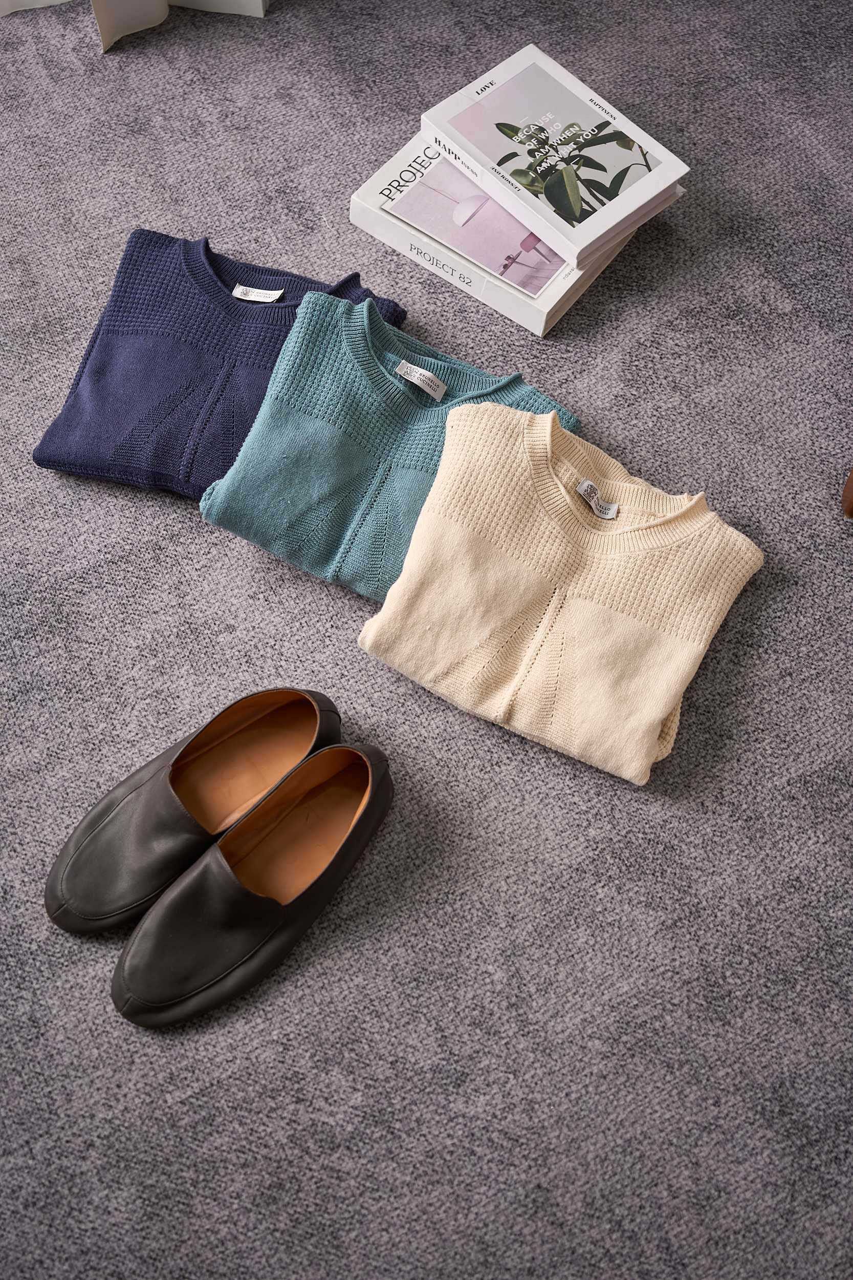 【航海的灵感优雅独特华夫格卷边圆领设计77%亚麻23%棉色织纱线长袖针织衫】男士航海风华夫格长袖针织衫：