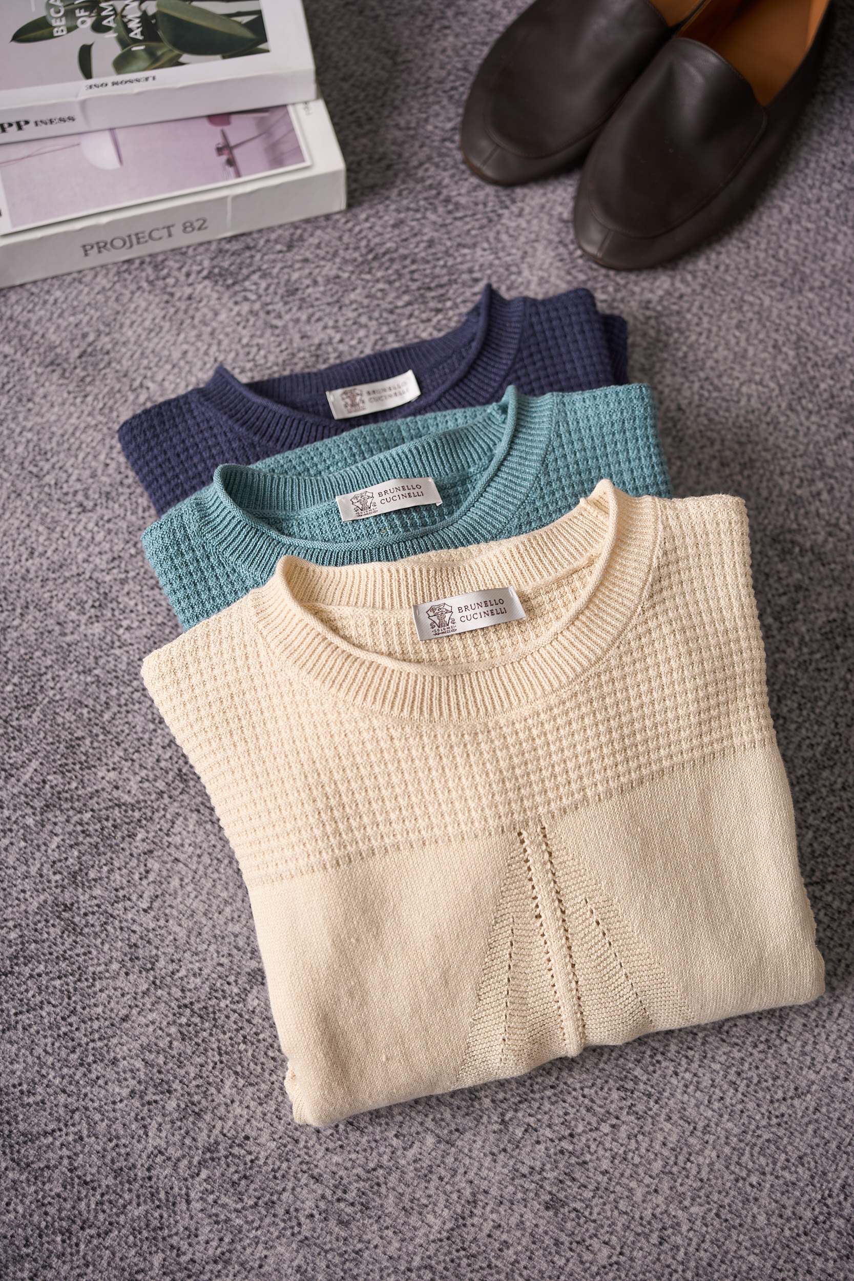 【航海的灵感优雅独特华夫格卷边圆领设计77%亚麻23%棉色织纱线长袖针织衫】男士航海风华夫格长袖针织衫：