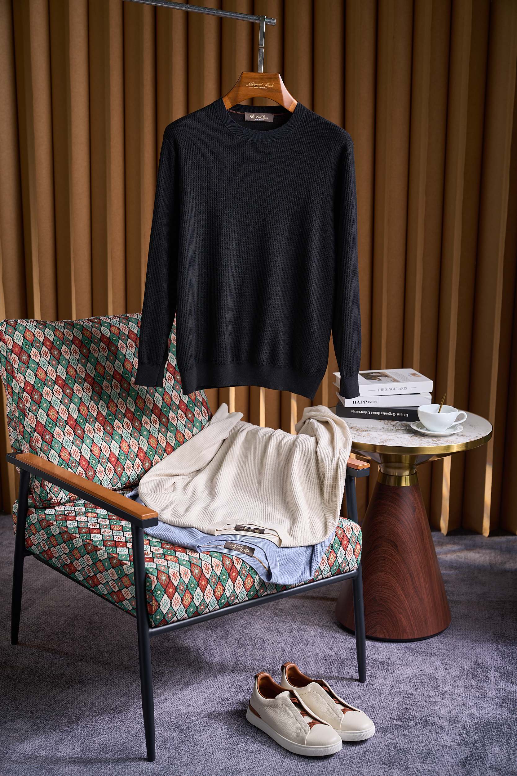 【可内搭外穿的针织衫！含羊毛桑蚕丝混纺纱线穿着舒适柔软立体华夫格针织圆领羊毛衫】男士圆领华夫格羊毛衫：一